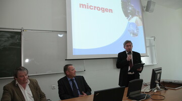 Otwarcie laboratorium Microgenu, maj 2011